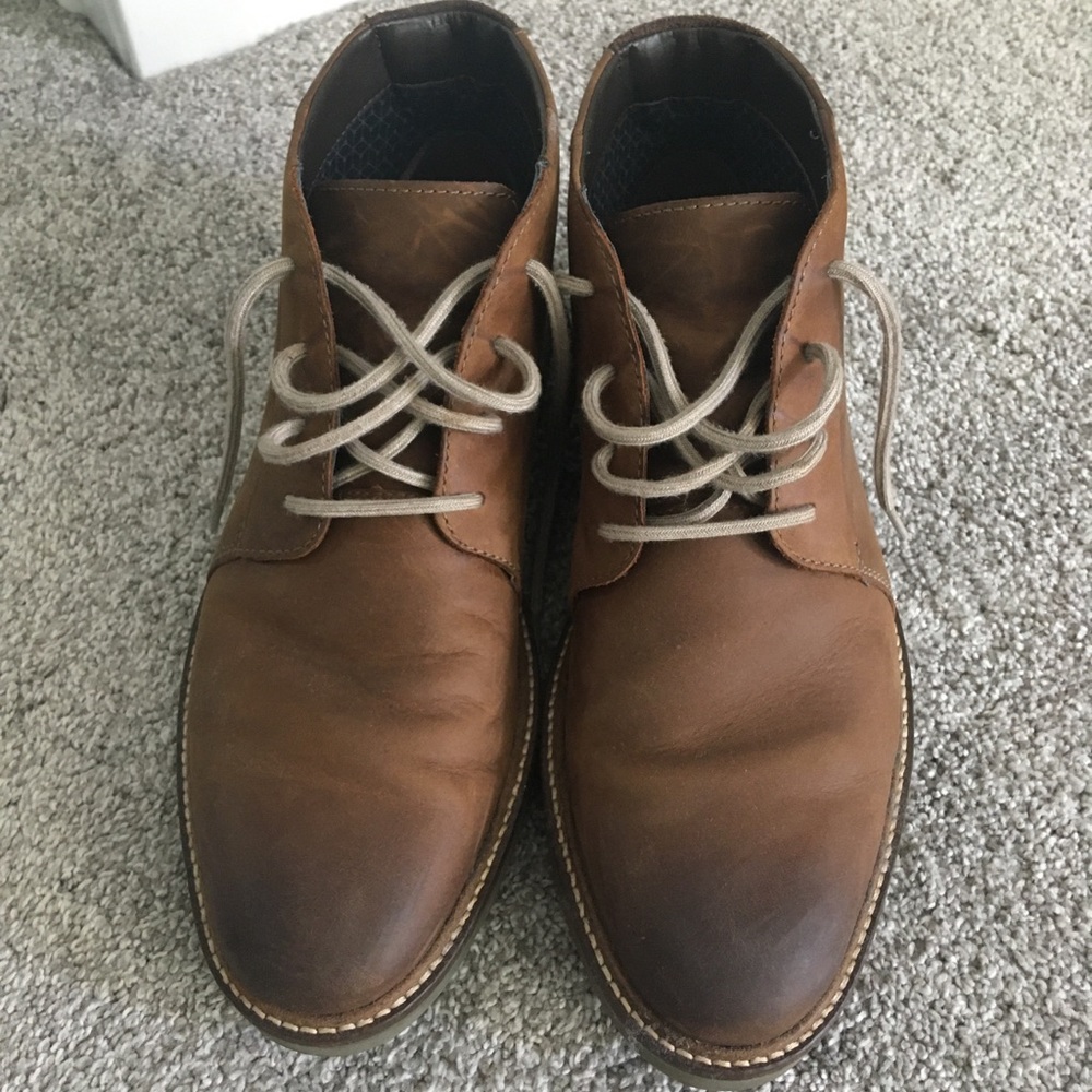 Men’s Clarks boot 🥾 size 8M